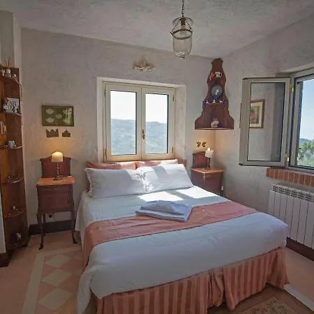 Borgo Riccio Torchiara