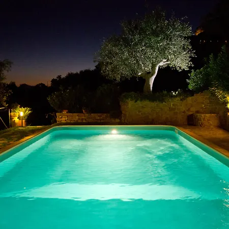 Borgo Riccio منزل ريفي *