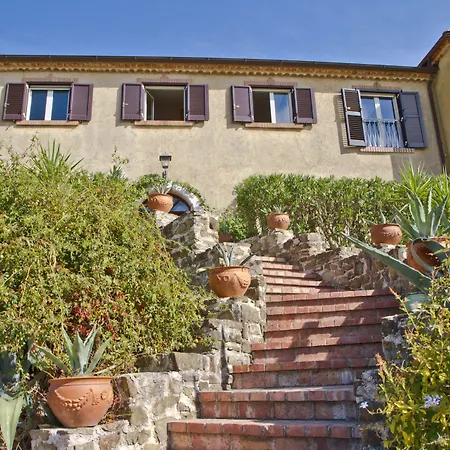 Borgo Riccio منزل ريفي