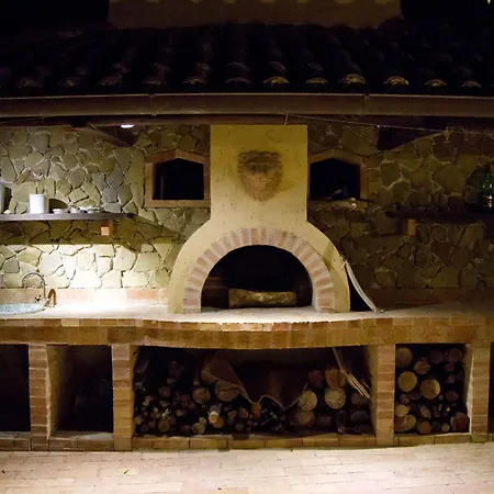 منزل ريفي Borgo Riccio Torchiara