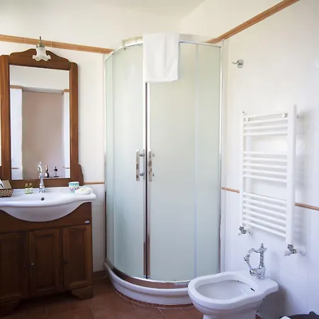 Borgo Riccio Country house *