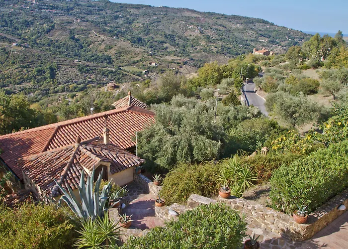 Borgo Riccio * Torchiara